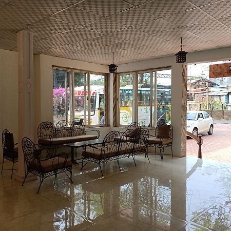 Oyo 11395 Hotel Ritz Heritage Lonavala Dış mekan fotoğraf