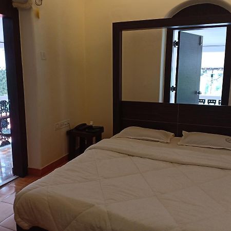Oyo 11395 Hotel Ritz Heritage Lonavala Dış mekan fotoğraf