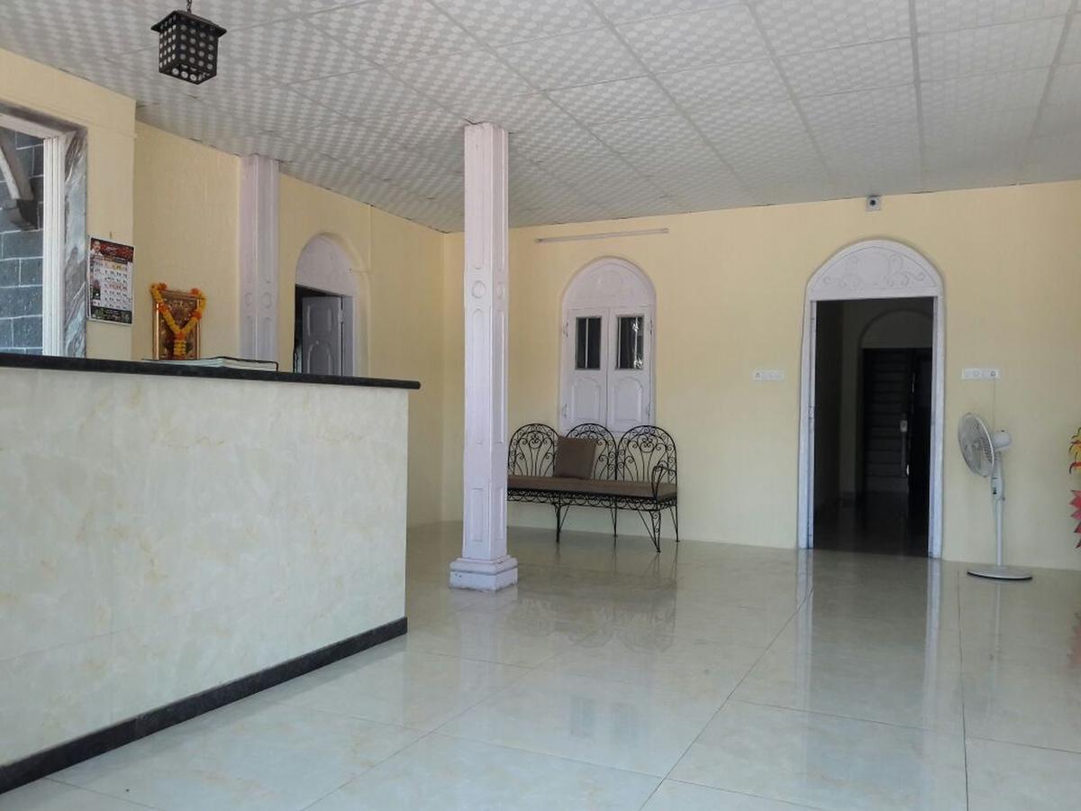 Oyo 11395 Hotel Ritz Heritage Lonavala Dış mekan fotoğraf
