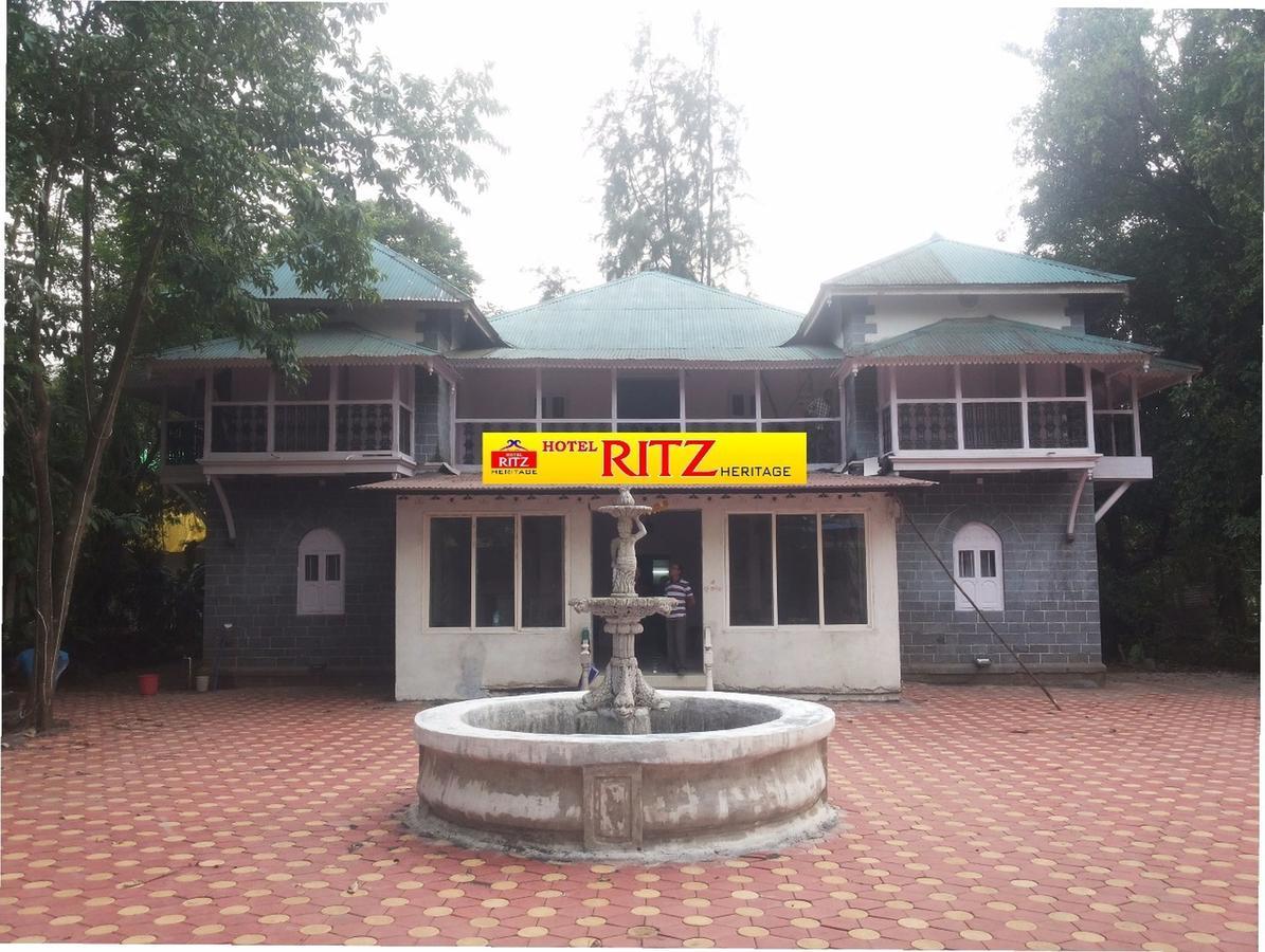 Oyo 11395 Hotel Ritz Heritage Lonavala Dış mekan fotoğraf